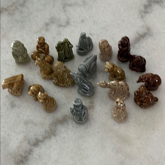 Wade England  Red Rose tea Ceramic Small Figurines Set 20 pc - Picture 2 of 9